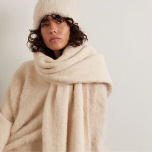 Toteme Alpaca Blend Scarf Ivory